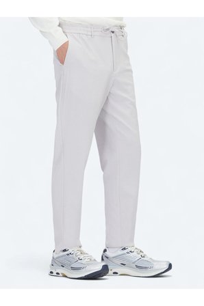 Açık Gri Düz Dokuma Jogging Fit Casual Pantolon