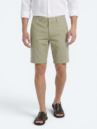 Yeşil Düz Kumaş Jogging Fit Casual Bermuda