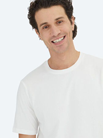 Beyaz Düz Bisiklet Yaka %100 Pamuk T-Shirt