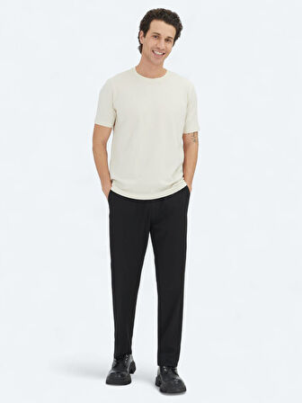 Ekru Düz Bisiklet Yaka %100 Pamuk T-Shirt