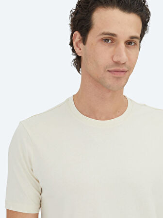 Ekru Düz Bisiklet Yaka %100 Pamuk T-Shirt