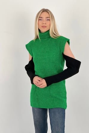 Kadın Boğazlı Omzu Açık Oversize Uzun Yeşil Triko Kazak