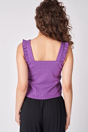 Kadın Dokulu Fırfırlı V Yaka Bluz