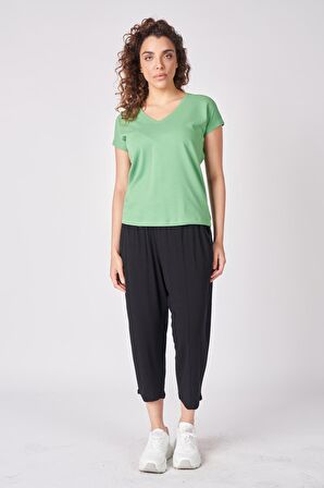 Kadın %100 Pamuklu Dokulu V Yaka Kısa Kollu Tişört