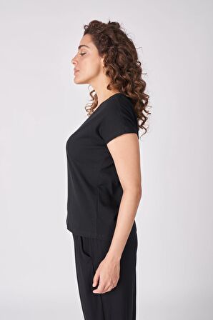 Kadın %100 Pamuklu Dokulu V Yaka Kısa Kollu Tişört