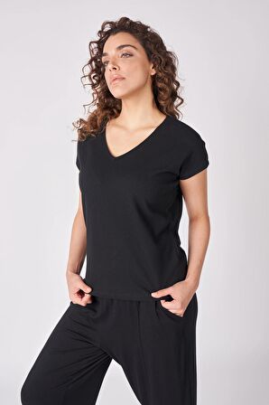 Kadın %100 Pamuklu Dokulu V Yaka Kısa Kollu Tişört