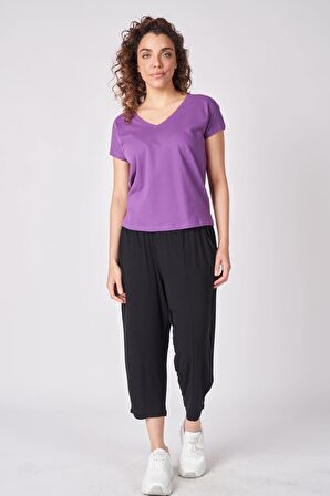 Kadın %100 Pamuklu Dokulu V Yaka Kısa Kollu Tişört