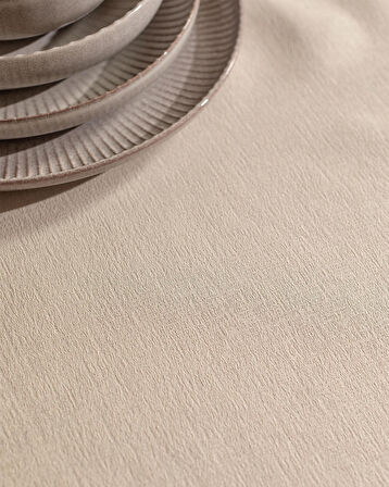 Madame Coco Brume Leke Tutmaz Masa Örtüsü - Ekru - 160x300 cm