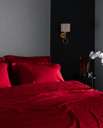 Lune King Size Bambu Saten Nevresim Takımı - Kırmızı