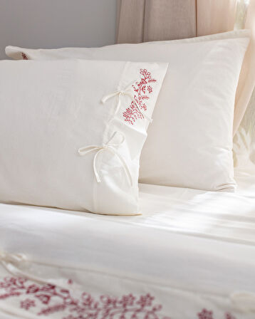 Relief King Size %100 Pamuk Bağlamalı Nevresim Takımı - Ekru/Kırmızı