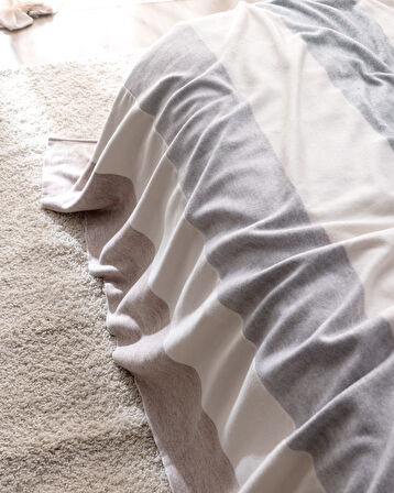 Angely Çift Kişilik Battaniye - Pudra/Gri/Beyaz