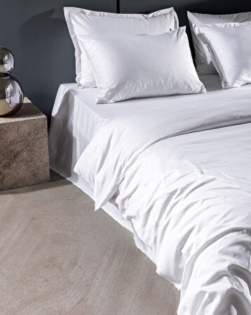 Thalie King Size %100 Pamuk Çizgili - 300TC Saten Nevresim Takımı - Beyaz