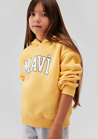 Mavi Logo Baskılı Kapüşonlu Sarı Sweatshirt 7610035-71377