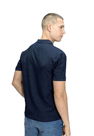 Jacquard Desenli Fermuarlı Polo Yaka T-Shirt