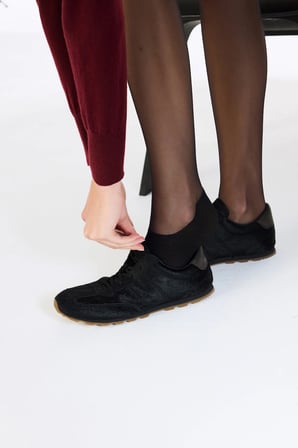 Sneaker Siyah Külotlu Çorap