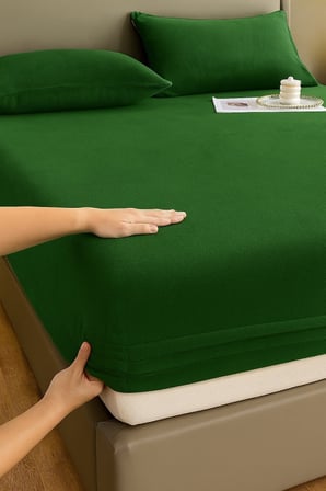 Kadife Kumaş Battal Çift Kişilik Fitted Lastikli Çarşaf Takımı 180x200+30 cm