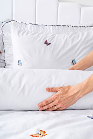 Kelebekli Çift Kişilik Nakışlı Nevresim Takımı & Çeyiz Seti %100 Pamuklu