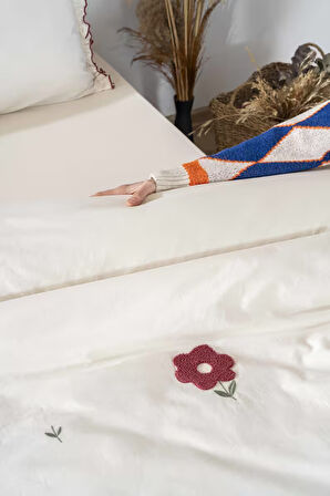 Florita Vişne Çift Kişilik Nakışlı Nevresim Takımı %100 Pamuklu