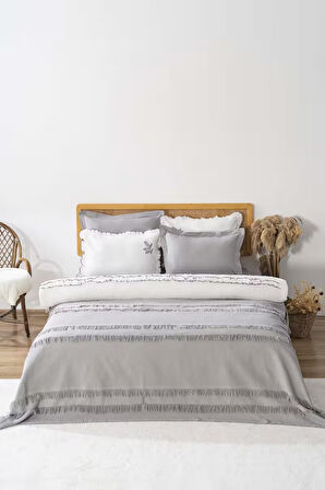 Brianna Krem Çift Kişilik Nevresimli Yatak Örtüsü % 100 Pamuklu - 7 Parça Çeyiz Seti