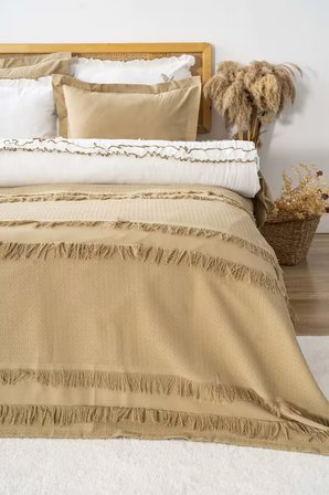 Brianna Camel Çift Kişilik Nevresimli %100 Pamuklu Yatak Örtüsü - 7 Parça Çeyiz Seti