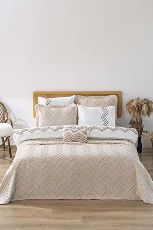 Almila Bej Çift Kişilik Nevresimli Pike Seti - 8 Parça Çeyiz Seti