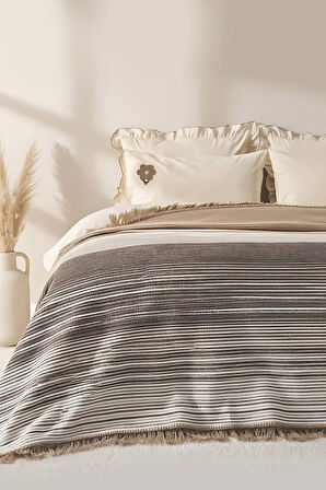 Veloura Bej Çift Kişilik Püsküllü Battaniye