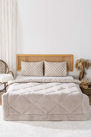 Bej Geometrik Loura Çift Kişilik Çift Taraflı Lüx Wellsoft Yorgan Seti 195x215 cm