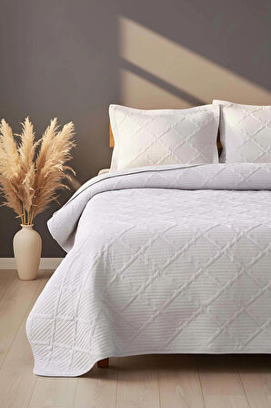 Edda Gri Nakışlı Çift Kişilik Yatak Örtüsü Takımı 3 Parça Uyku Seti