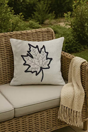 Yaprak Desenli Hasır Görünümlü Dokuma Punch Kırlent Kılıfı