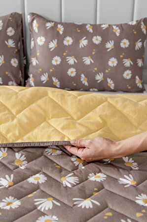 Kahve Papatyalı Kapitone Çift Kişilik Pamuklu Pike & Çok Amaçlı Yatak Örtüsü