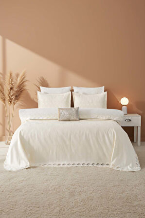 İlay Ekru Nakışlı Çift Kişilik Nevresimli Pike Seti - 8 Parça Çeyiz Seti