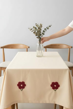 Florita Vişne Punch İşlemeli Dertsiz Leke Tutmaz Masa Örtüsü 160x220 cm