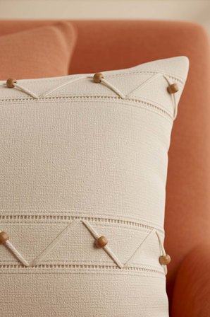 Zigzag Boncuk İşlemeli Dekoratif Kırlent Kılıfı