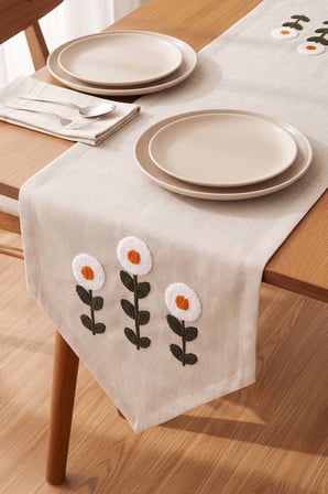 Daisy Cream Kasso Punch İşlemeli Runner 35x110 cm