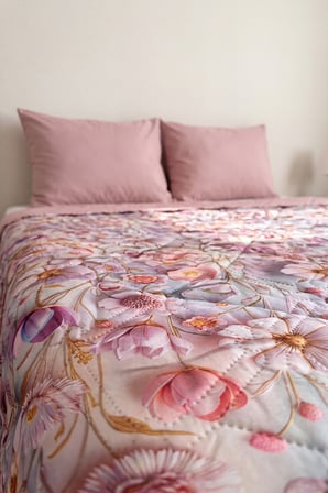 Çiçek Tomurcukları 5D Çok Amaçlı Çift Kişilik Baskılı Pike & Yatak Örtüsü 200x220 cm