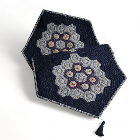 Dantel Motifli Patchwork Masa Örtüsü