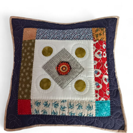 Patchwork Nakış İşlemeli Geleneksel Desenli Yastık