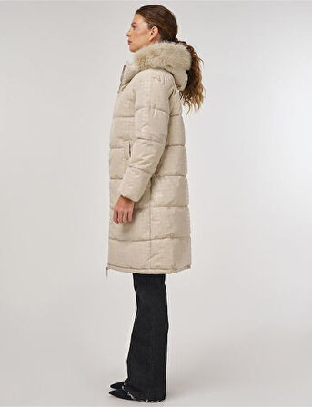 KA-A25-27328 KAYRA MONT