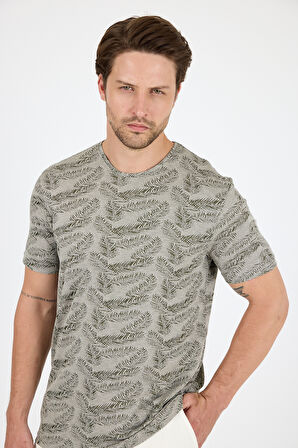 Erkek Bisiklet Yaka Desenli T-Shirt – %100 Pamuk – Rahat ve Şık Günlük Kısa Kollu Tişört 0115