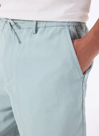 Mavi Erkek Slim Fit Şort GU25MSS09024