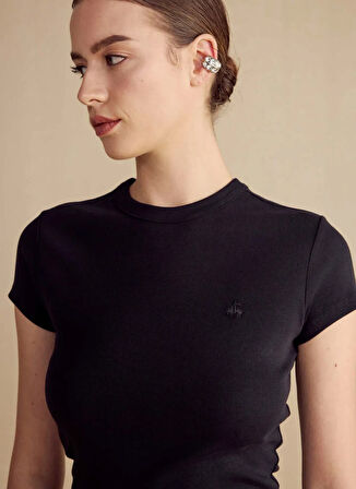 Brooks Brothers Bisiklet Yaka Siyah Kadın T-Shirt BBSS25FTS007