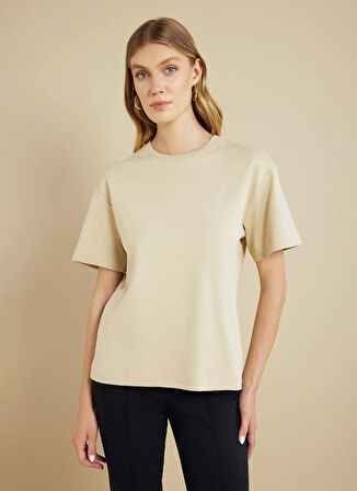 Brooks Brothers Bisiklet Yaka Bej Kadın T-Shirt BBSS25FTS003
