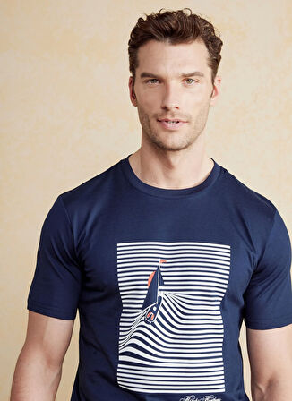 Brooks Brothers Bisiklet Yaka Baskılı Lacivert Erkek T-Shirt BBSS25MTS007