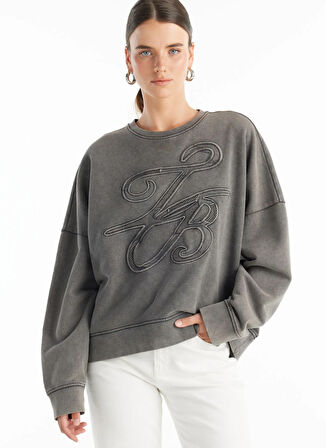 Ted Baker Bisiklet Yaka Nakışlı Antrasit Kadın Sweatshırt TBWRTS1081