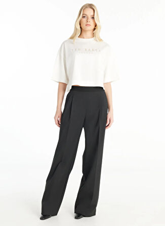 Ted Baker Bisiklet Yaka Taşlı Ekru Kadın T-Shirt TBWRTS1031