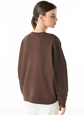 Ted Baker Balıkçı Yaka Nakışlı Koyu Kahve Kadın Sweatshırt TBWRTS1083