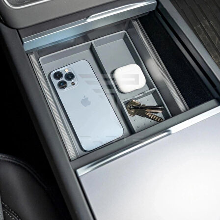 Model Y 2025+ Juniper Premium Orta Konsol Düzenleyici