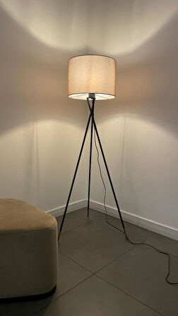 Papel Siyah Tripot Ayaklı Dekoratif Salon Lambader