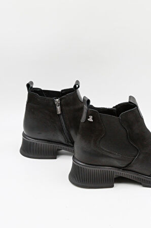 Venüs Kadın Hakiki Deri Kısa Topuk Fermuarlı Bilek Boy Bot 2452703K - Siyah - 36