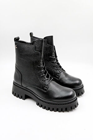 Venüs Kadın Hakiki Deri Bağcıklı Postal Bot 2251811K - Siyah - 36